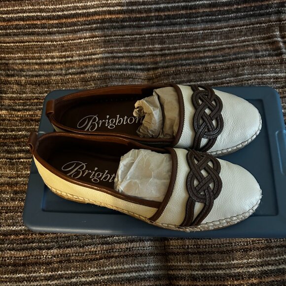 Shoes - Picture 3 of 4